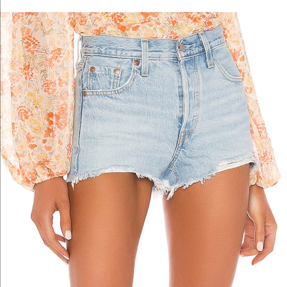 Levi 501 light wash shorts
